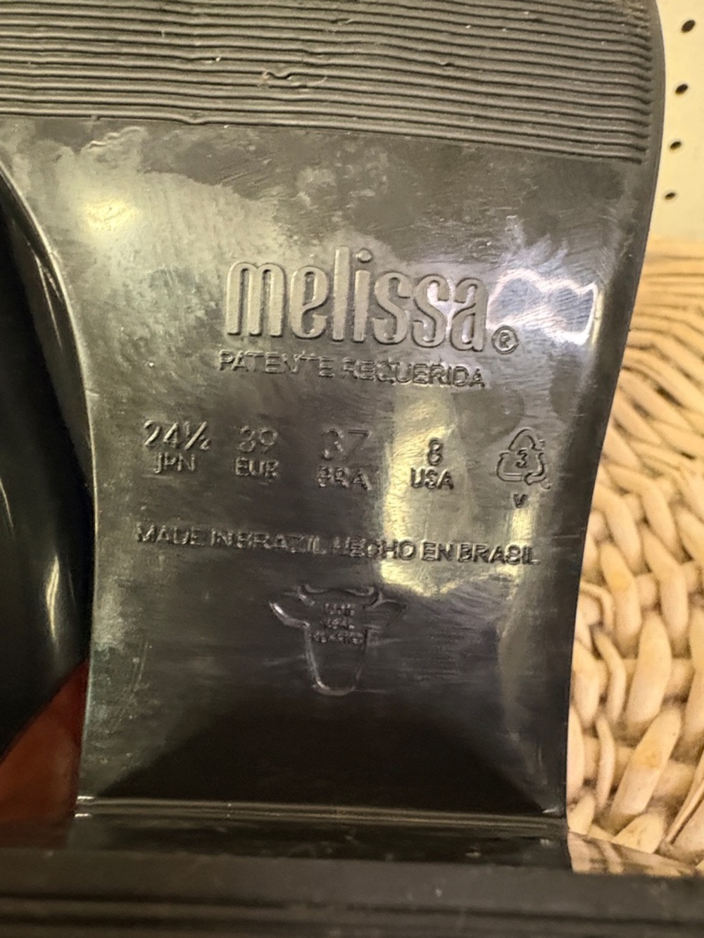 Melissa - Picture 9 of 9